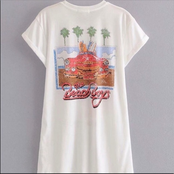 #90CLOSEOUT SALE!New! Beach Boys Band Tour White Graphic Tee - Picture 6 of 6